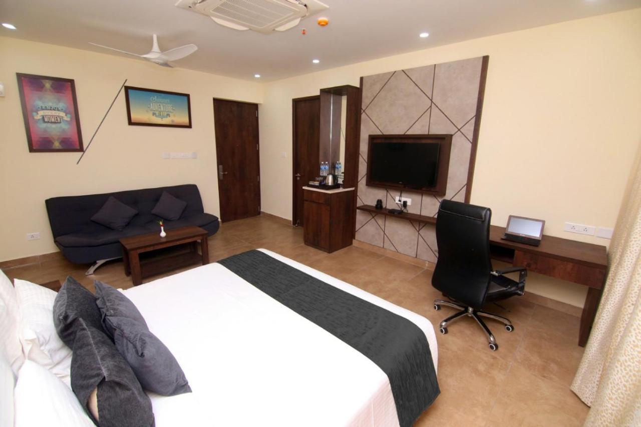 Anna Residency The Quintessential Boutique Hotel Puducherry Buitenkant foto