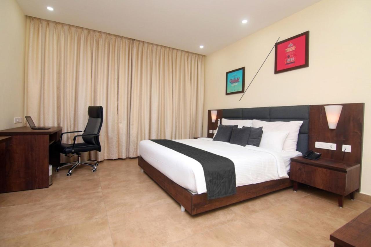 Anna Residency The Quintessential Boutique Hotel Puducherry Buitenkant foto