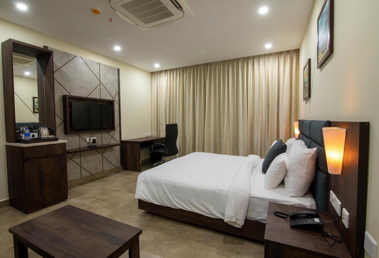 Anna Residency The Quintessential Boutique Hotel Puducherry Buitenkant foto