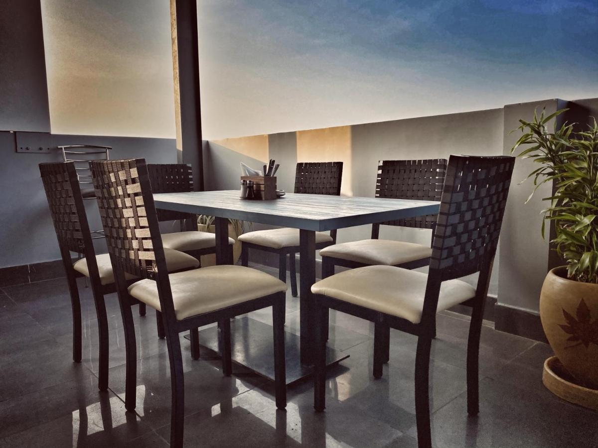 Anna Residency The Quintessential Boutique Hotel Puducherry Buitenkant foto